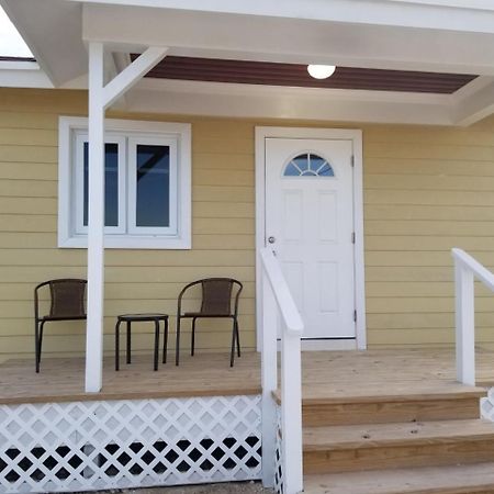 Sandy Bottom Cottages Mount Thompson エクステリア 写真