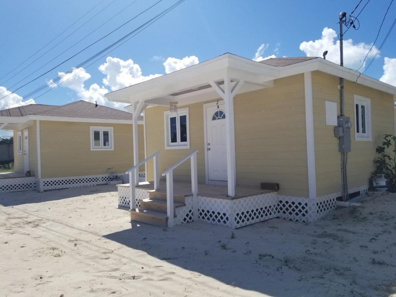 Sandy Bottom Cottages Mount Thompson エクステリア 写真